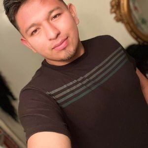 Meet your Posher, Carlos